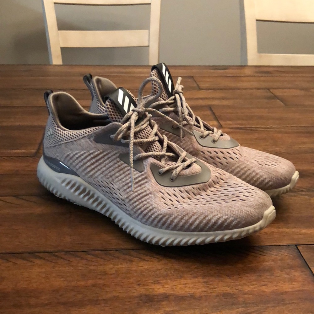 Like new Alpha Bounce